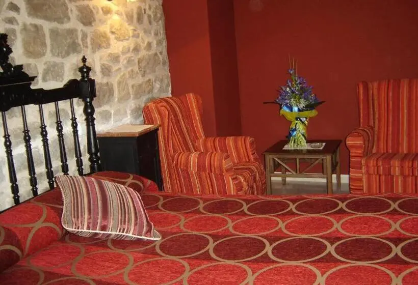バルコニー付きスタンダードルーム, Hostal Casa Laure Y Mª Jose