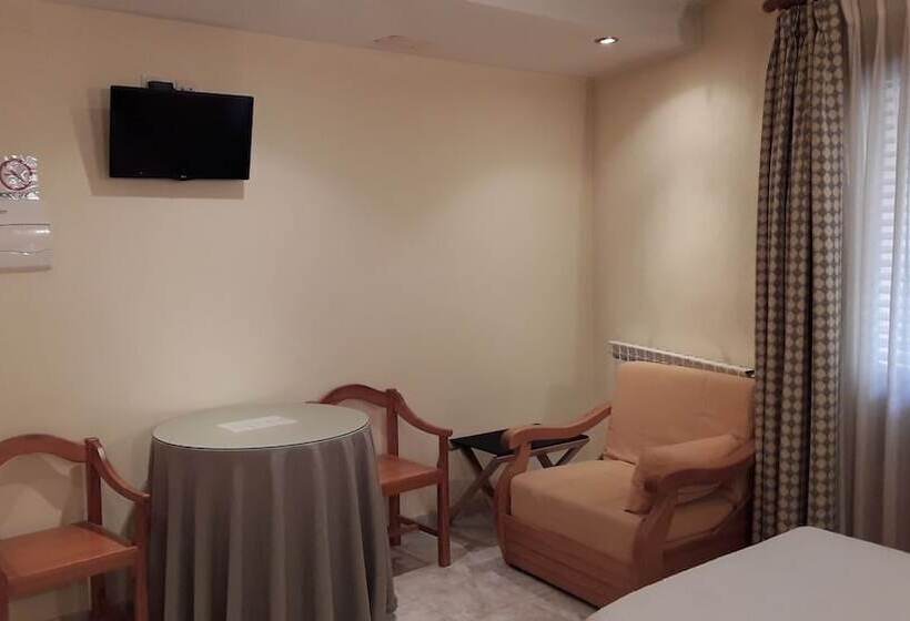 اتاق استاندارد, Hostal Lopez