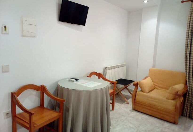 اتاق استاندارد, Hostal Lopez