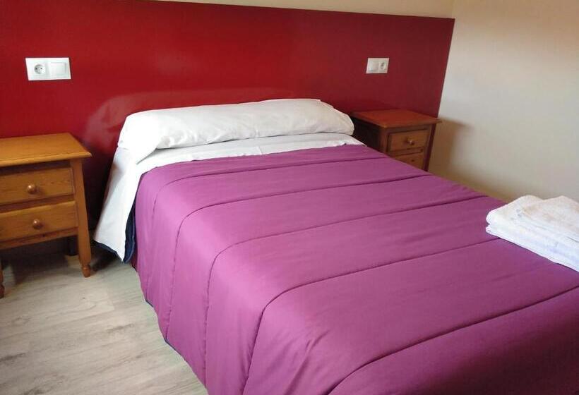 スタンダードルーム, Hostal Orly