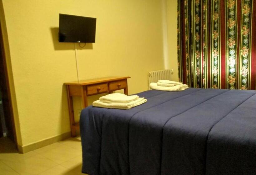 Номер Стандарт, Hostal Orly