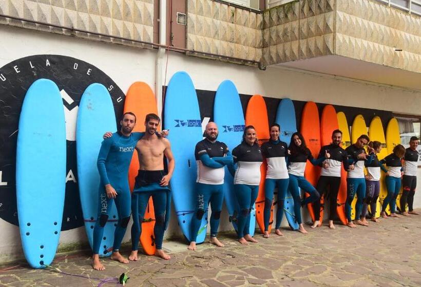 اتاق استاندارد با چشم‌انداز باغ, La Wave Surf House