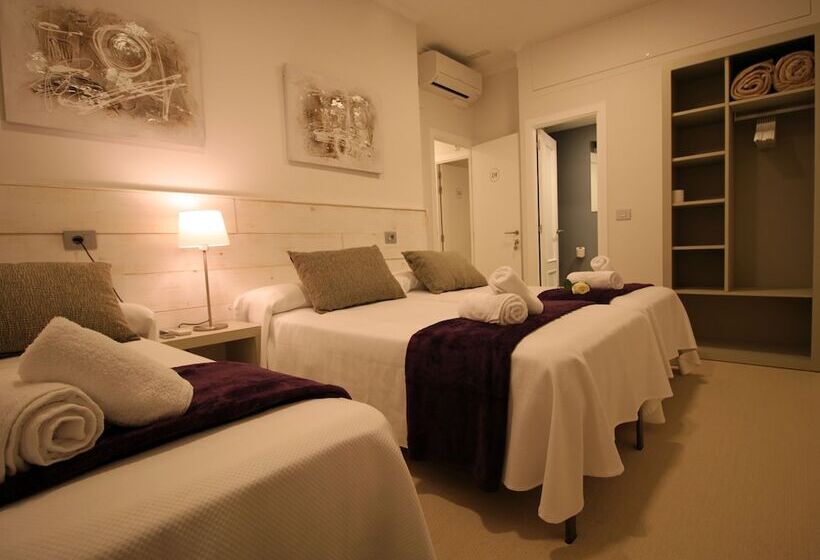 اتاق استاندارد سه نفره, Pensión San Martin