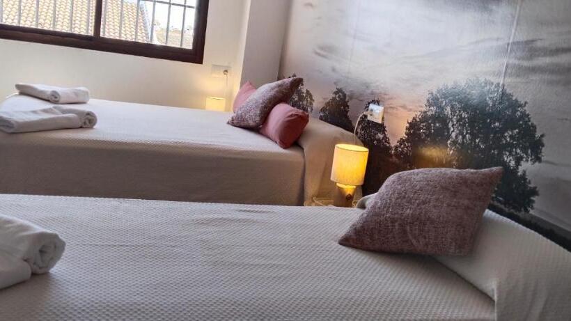 スタンダードトリプルルーム, Alojamiento Rural El Sombrero