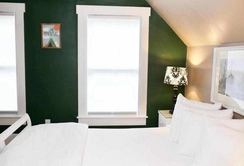 غرفة قياسية, Inn At Kampfires