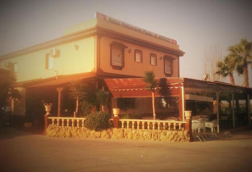 غرفة قياسية ثلاثية, Hostal Al Andalus