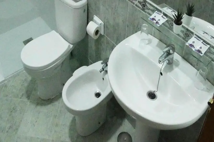 スタンダードトリプルルーム, Hostal Al Andalus