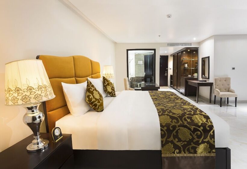 اتاق لوکس, Royal Quang Binh