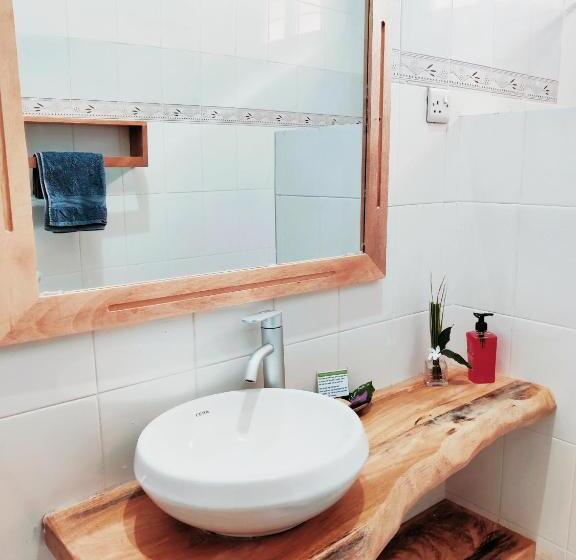 غرفة قياسية, Hakuna Matata Villa