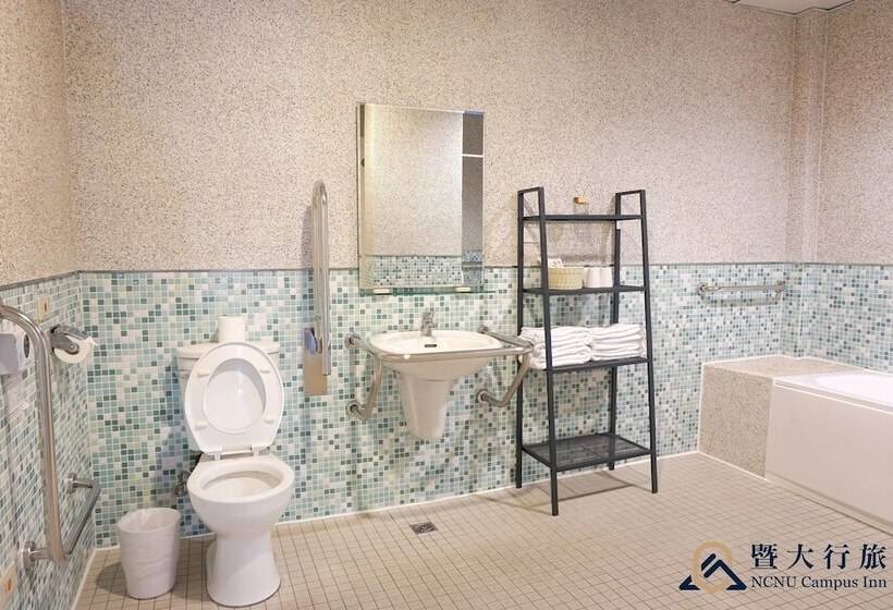 اتاق استاندارد چهار تخته, Ncnu Campus Inn暨大行旅