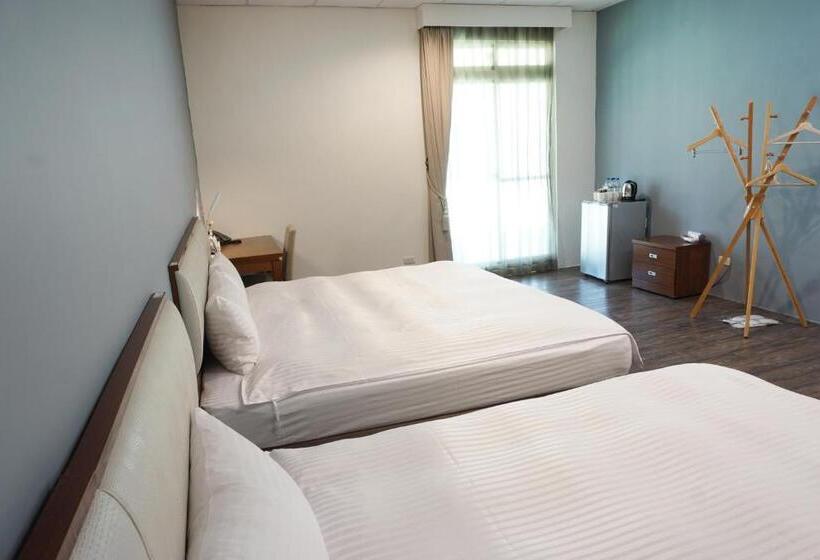 اتاق استاندارد چهار تخته, Ncnu Campus Inn暨大行旅