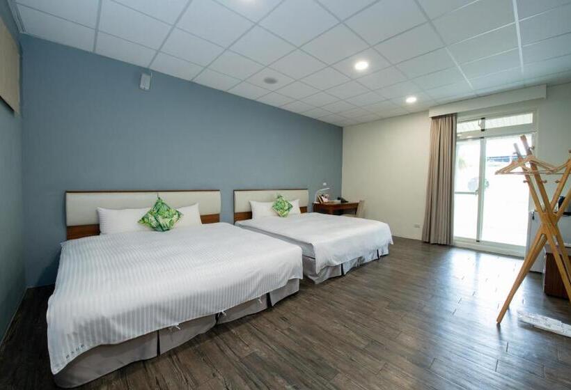 اتاق استاندارد چهار تخته, Ncnu Campus Inn暨大行旅