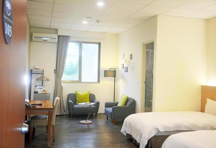 اتاق استاندارد سه نفره, Ncnu Campus Inn暨大行旅