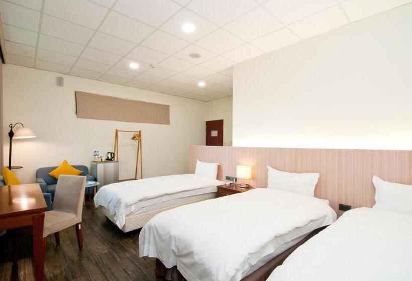 اتاق استاندارد سه نفره, Ncnu Campus Inn暨大行旅