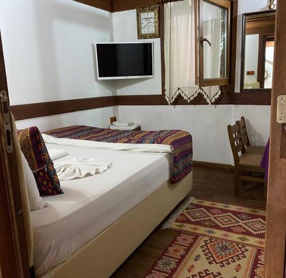 デラックスルーム, Avcıoğlu Konak Otel