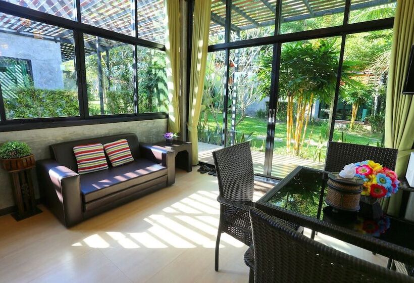 家庭间, Baan Suan Leelawadee Resort Nan