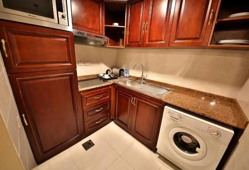 آپارتمان لوکس 1 خوابه, Midtown Furnished Apartments