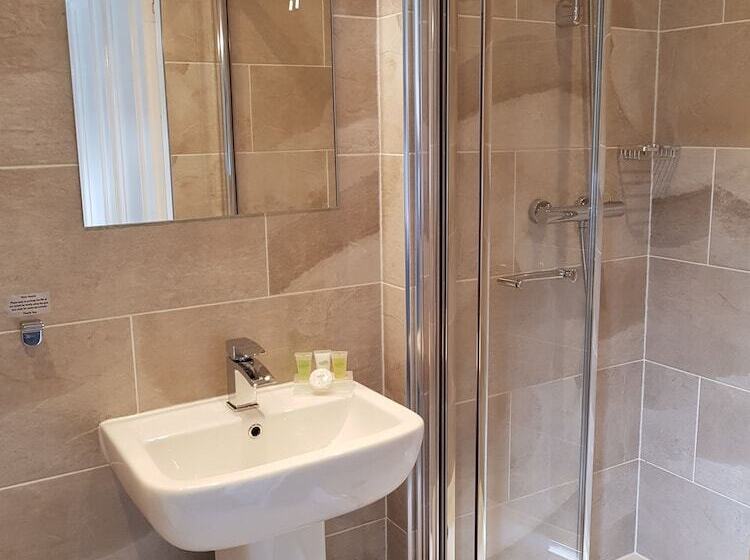 اتاق استاندارد, 18 Craigmillar Park