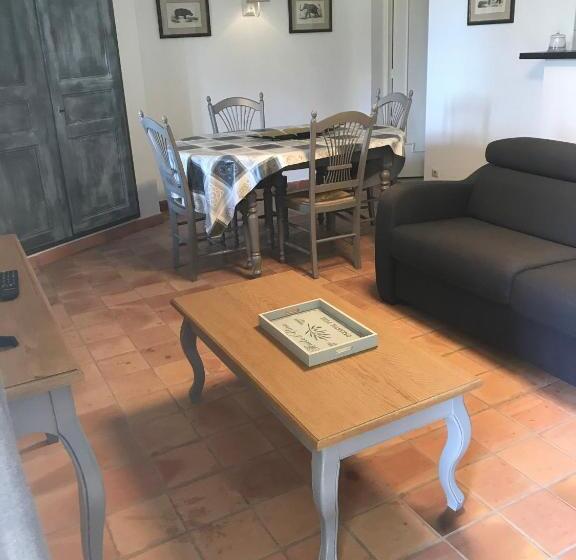 Апартаменты 1 Спальня, Gites La Tulisse à Vaison La Romaine