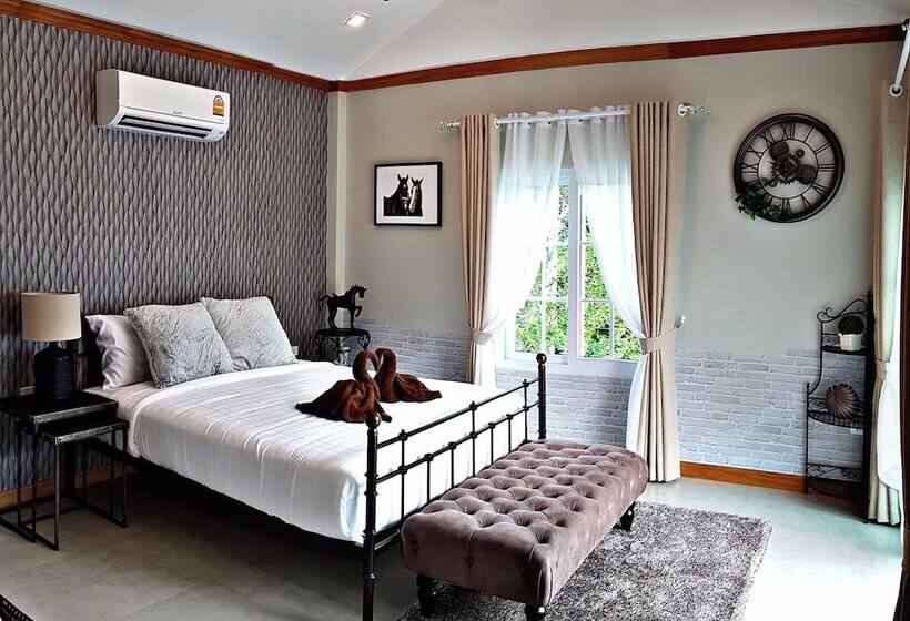 Люкс Вид на Бассейн, Vanida Antique Home