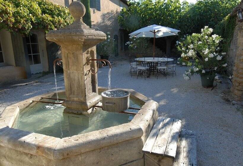 סוויטה משפחתית, Clos De La Fontaine