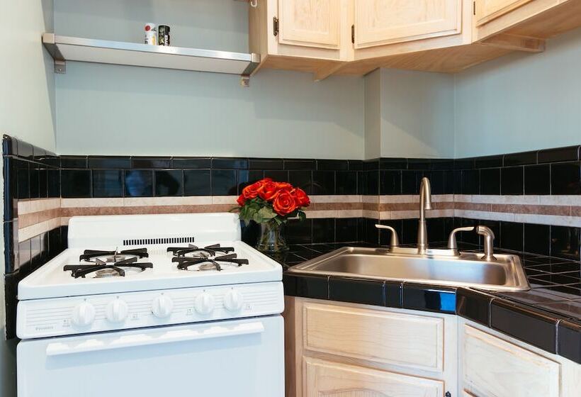 إستوديو قياسى, Broadlind