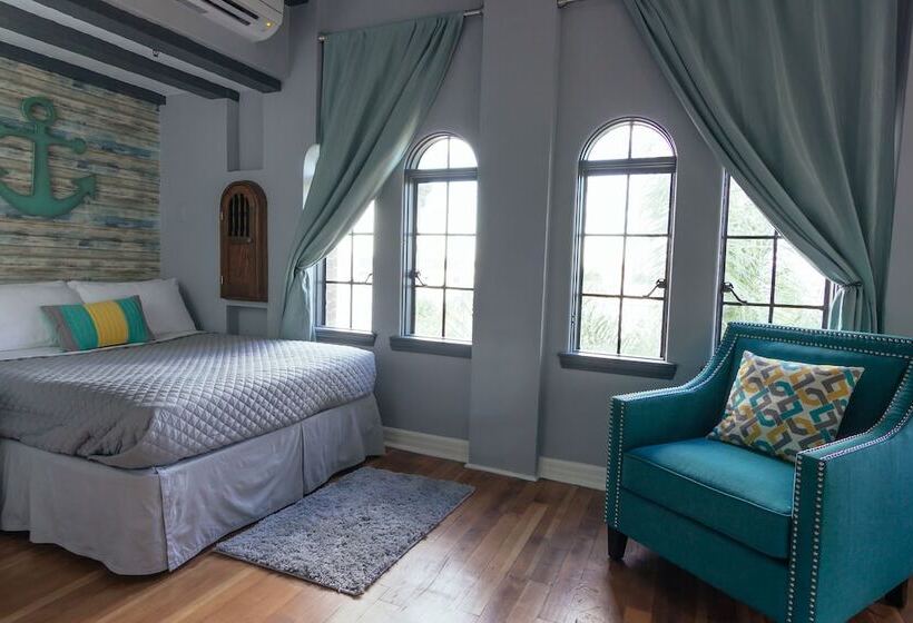 Quarto Ático, Broadlind