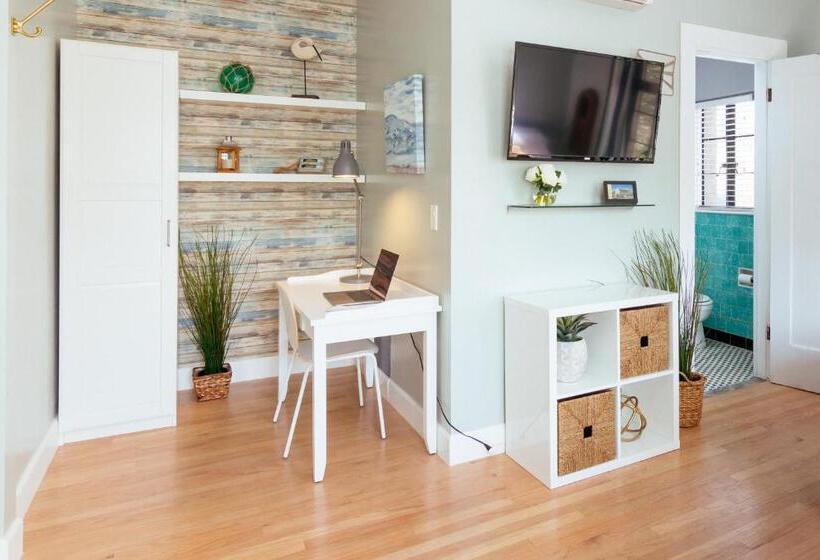 标准工作室, Broadlind