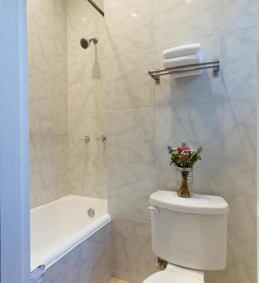 豪华套房, Broadlind