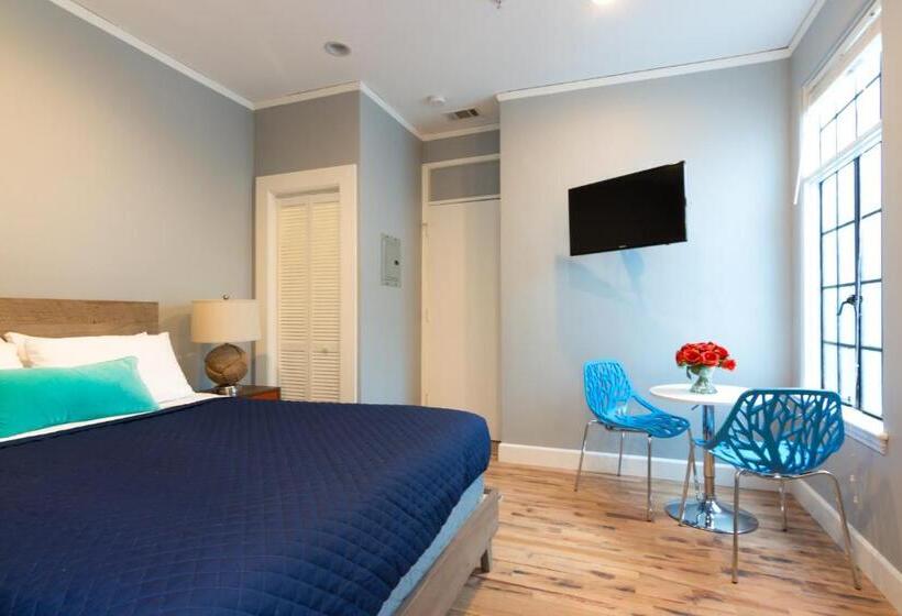 带2个卧室的套房, Broadlind