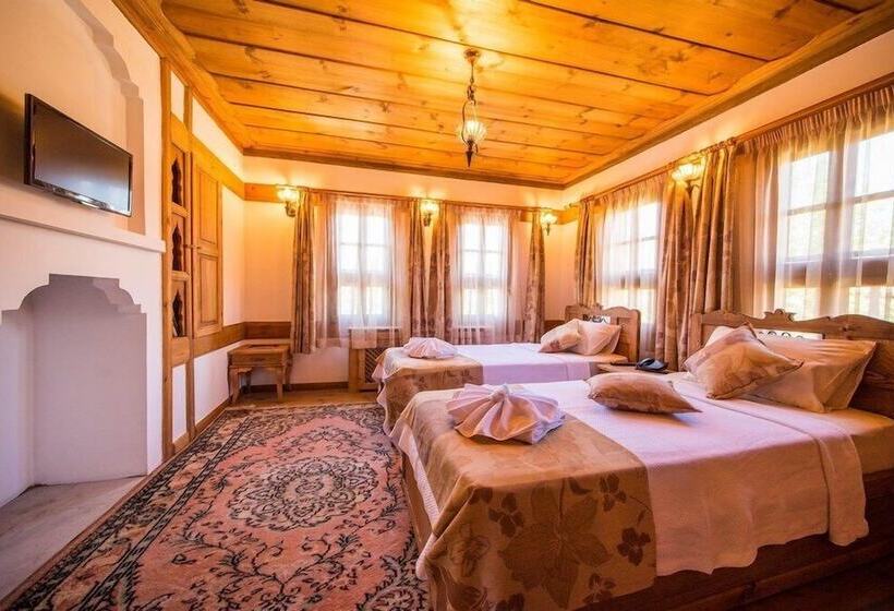 غرفة ديلوكس, Akbulut Konak