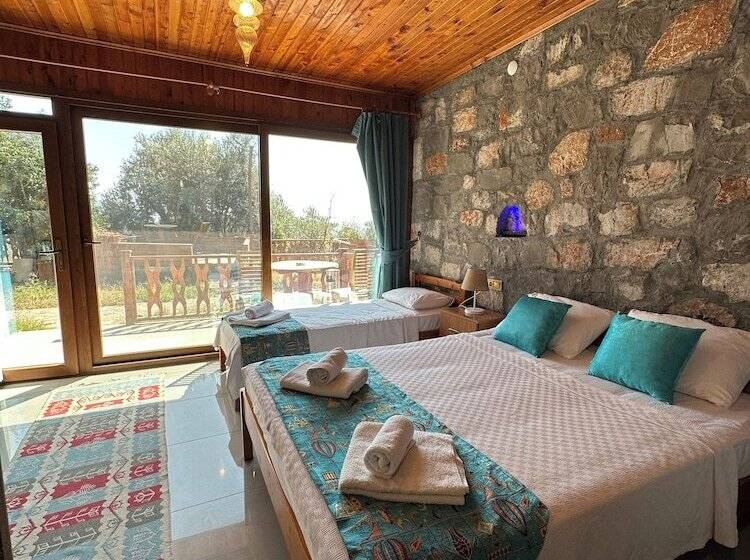 Quarto Estandar, Kabak Armes