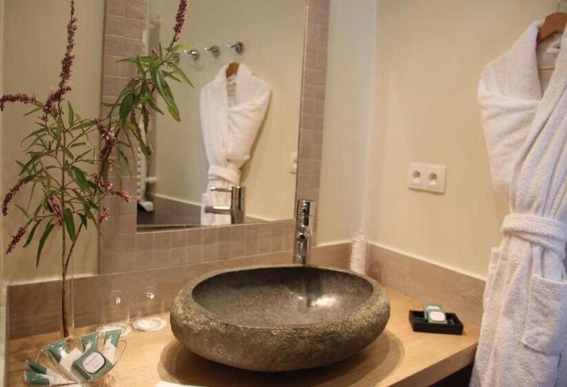 سوئیت 2 خوابه, Le Mas Du Chanoine