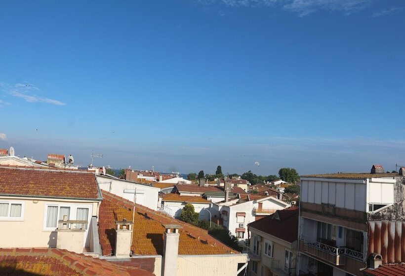 标准间, Yalı Butik