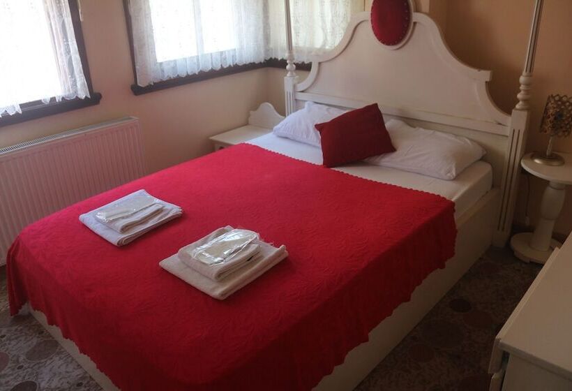 标准间, Yalı Butik