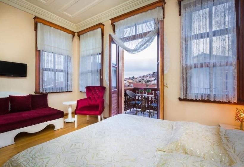 带阳台的豪华间, Yalı Butik