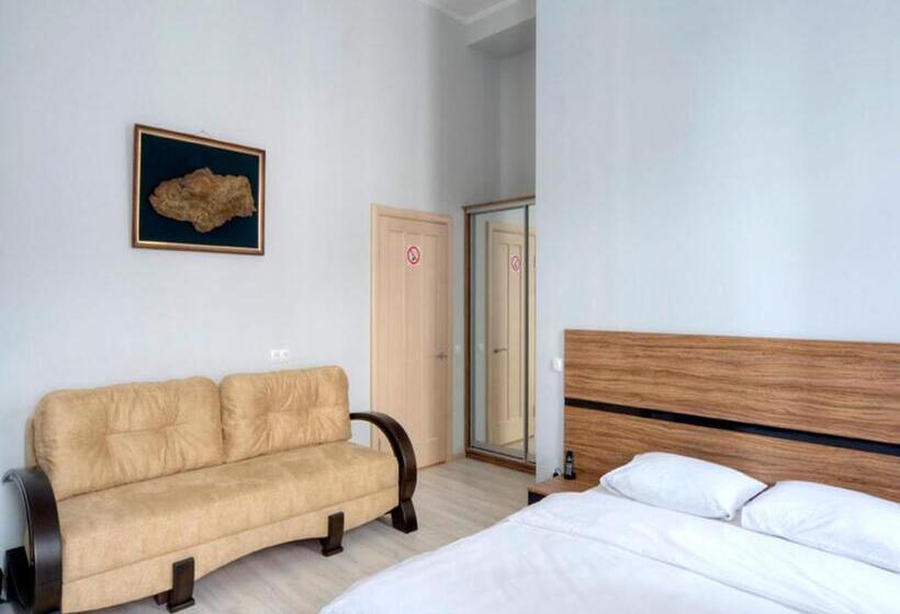 Standard Stúdió Szoba, Best Season Apart