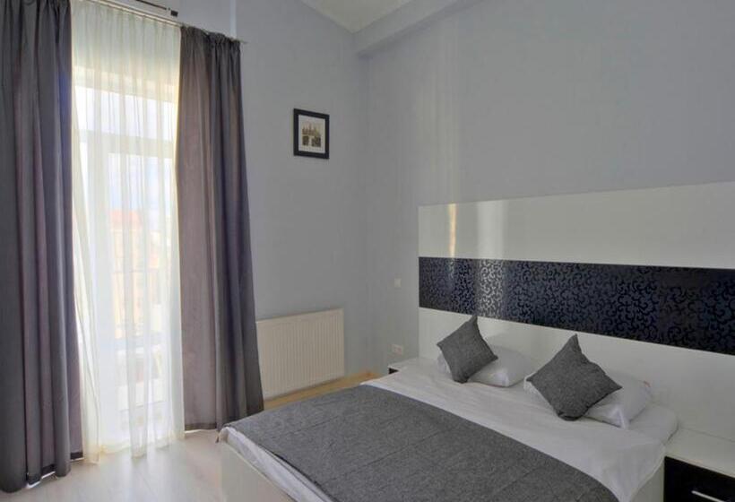 Standard Stúdió Szoba, Best Season Apart