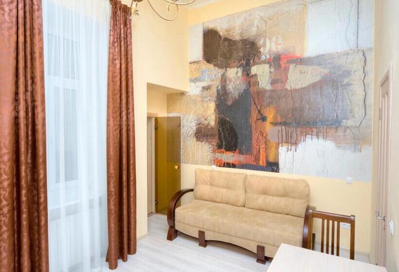 1 Szobás Apartman, Best Season Apart