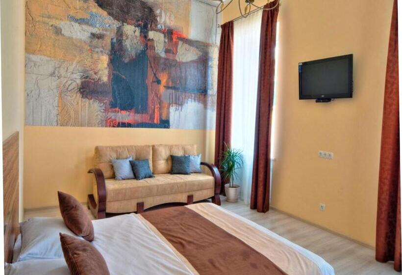 Standard Stúdió Szoba, Best Season Apart