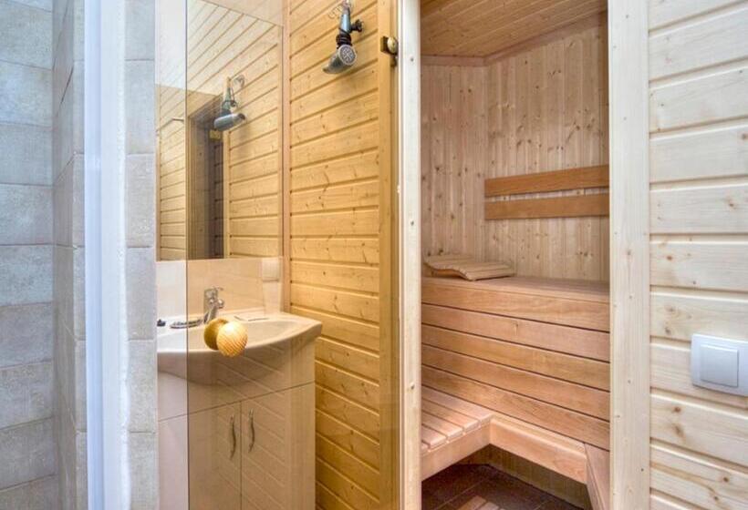 Standard Stúdió Szoba, Best Season Apart