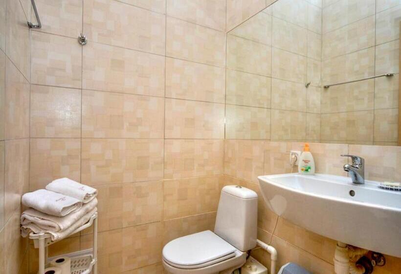 1 Szobás Apartman, Best Season Apart