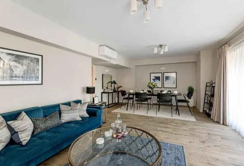 1 Bedroom Apartment