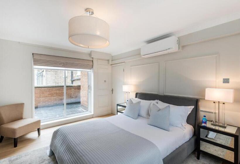 آپارتمان سلطنتی 1 خوابه, Buckingham & Lloyds