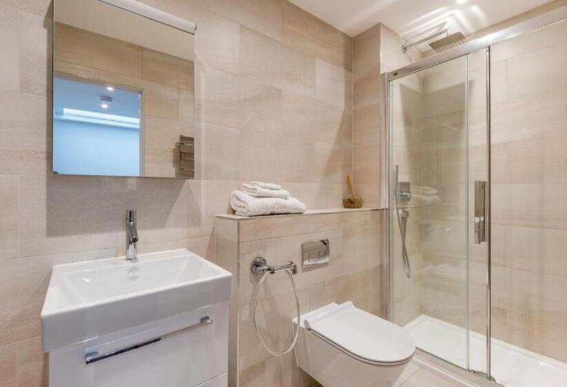 آپارتمان 4 خوابه, Buckingham & Lloyds