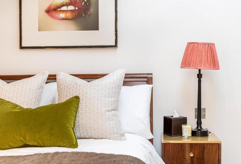 آپارتمان 4 خوابه, Buckingham & Lloyds