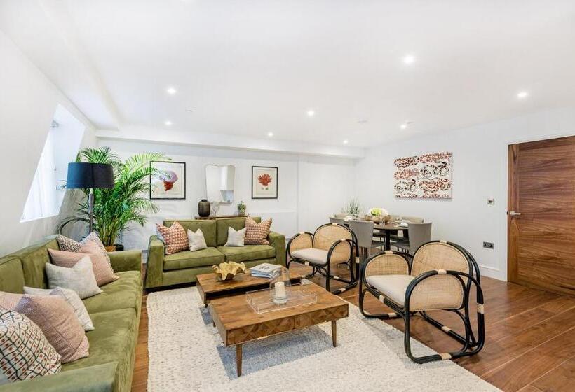 آپارتمان 4 خوابه, Buckingham & Lloyds