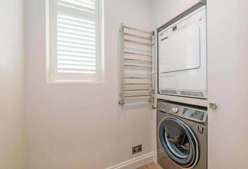 1 Bedroom Penthouse Apartment, Buckingham & Lloyds