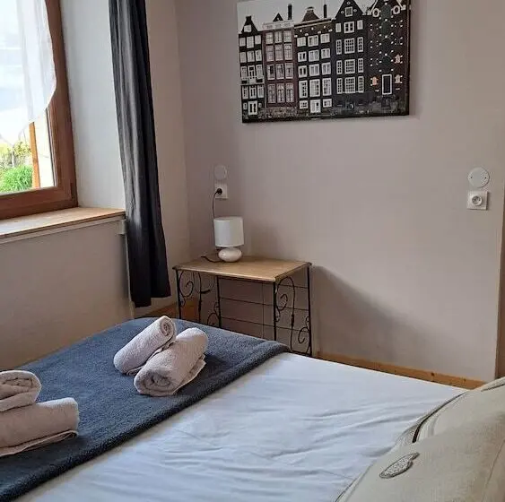 ファミリールーム, Auberge Les 2 Moucherolles