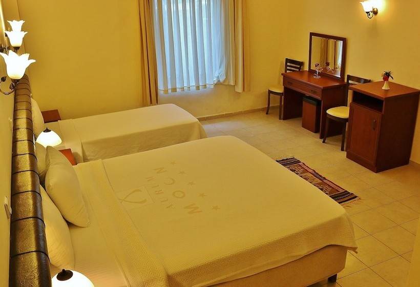 اتاق استاندارد سه نفره, Bacahan